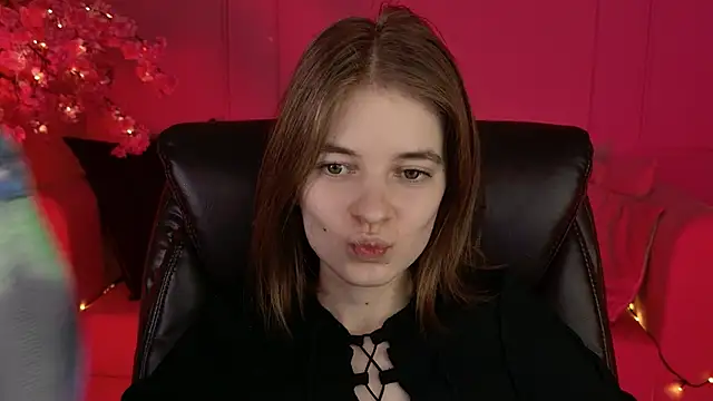 TinaDavil online show from 12/09/24, 05:52