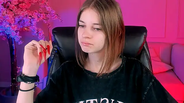 TinaDavil online show from 12/25/24, 01:19