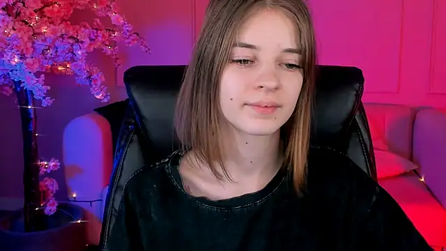 TinaDavil online show from 12/25/24, 04:22