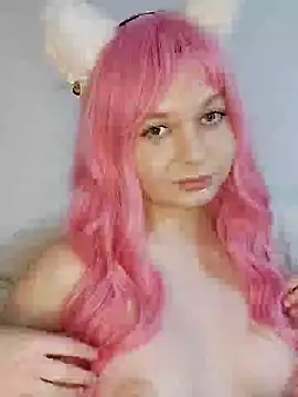 Snapshot of Ekaterina27 chatting on 12/16/24, 05:06 Ekaterina27 online show from 12/16/24, 05:06