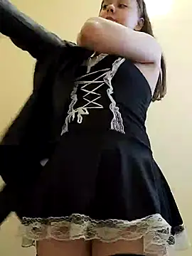 Snapshot of Ekaterina27 chatting on 03/17/25, 11:32 Ekaterina27 online show from 03/17/25, 11:32