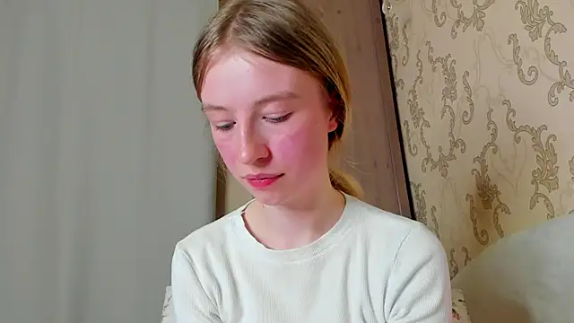 minidivaa  online show from 01/07/25, 09:25