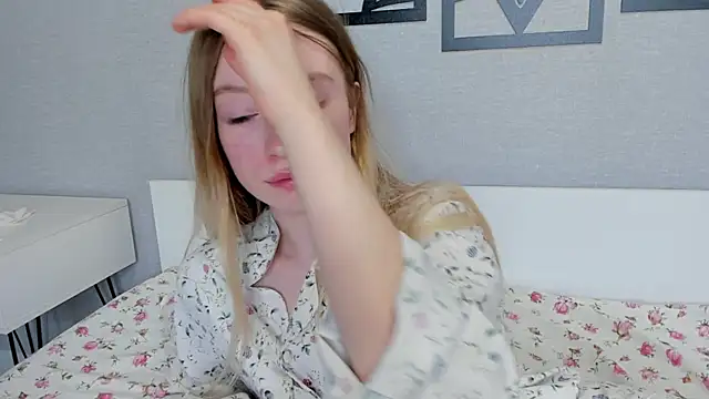 minidivaa  online show from 03/01/25, 09:26