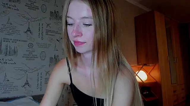 minidivaa  online show from 09/22/25, 06:21