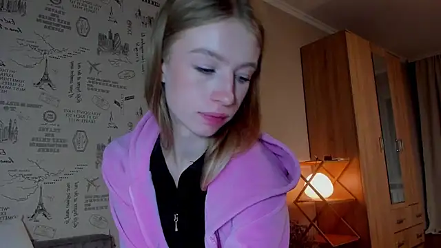 minidivaa  online show from 09/29/25, 06:13