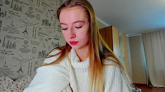 minidivaa  online show from 01/17/26, 11:59