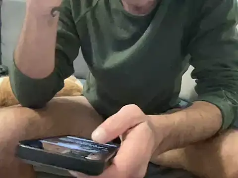 4small4inchlol online show from 02/09/26, 05:39