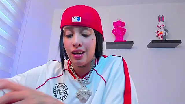 Gangster Girl online show from 12/24/24, 01:50