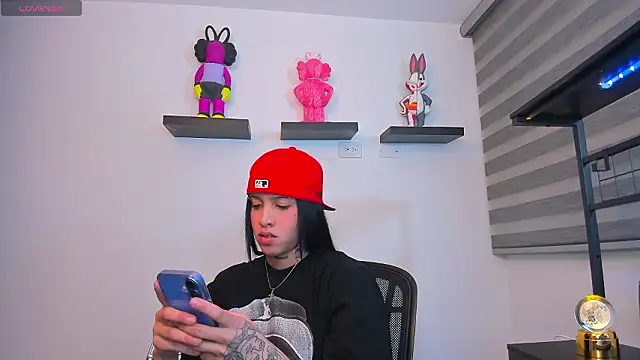 Gangster Girl online show from 02/12/26, 12:49