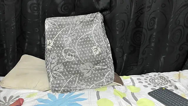 Rachel Dubois online show from 12/17/24, 05:18