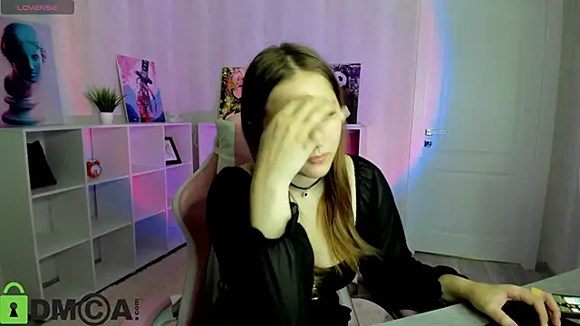 Lasly Fox online show from 10/18/25, 12:35