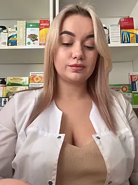 Maya Willis online show from 11/01/25, 05:31