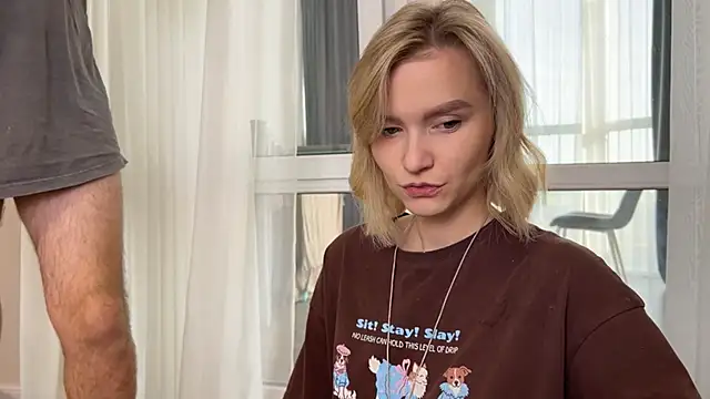 Adelovenick online show from 11/19/25, 08:47