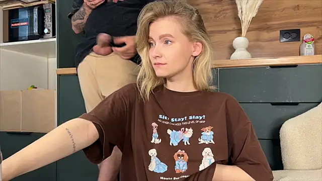 Adelovenick online show from 05/17/26, 04:10