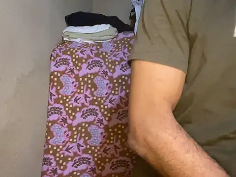 Snapshot of GaaTto chatting on 03/13/25, 02:38 GaaTto online show from 03/13/25, 02:38