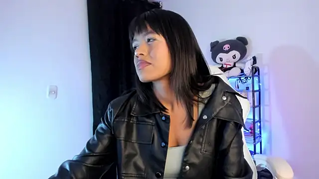 meganthompsonn22 online show from 01/13/26, 04:18