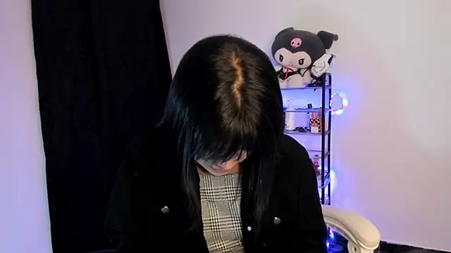 meganthompsonn22 online show from 02/25/26, 07:18