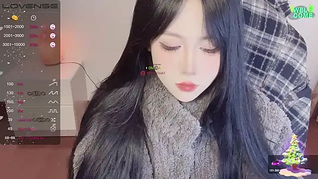 Naixue-520 online show from 12/11/24, 04:31