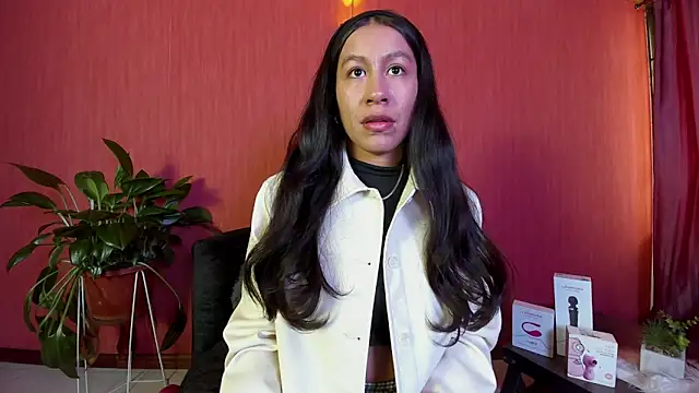 EmiGomez  online show from 04/06/26, 01:01