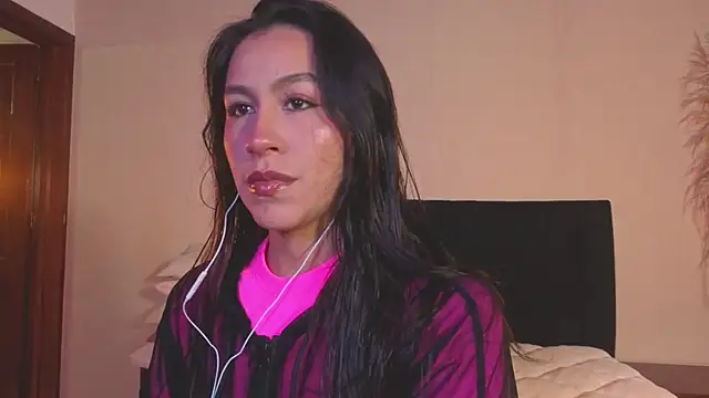 EmiGomez  online show from 07/07/26, 04:37
