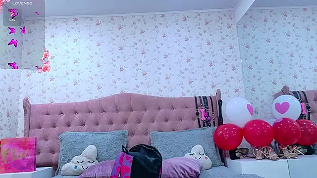 AvrillThomas online show from 03/10/25, 02:05