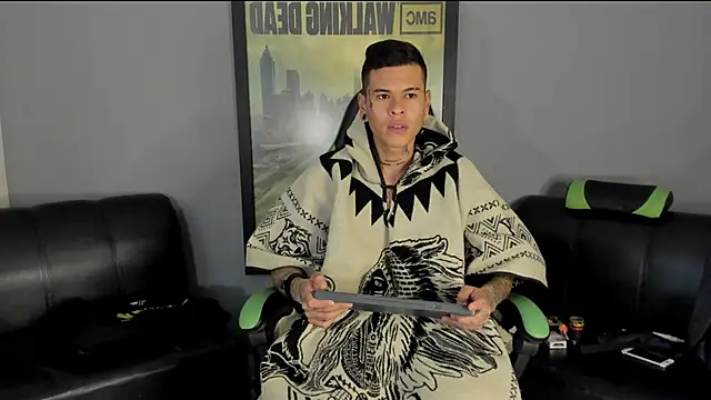 Snapshot of jamesinked_ chatting on 12/30/24, 04:19 jamesinked  online show from 12/30/24, 04:19