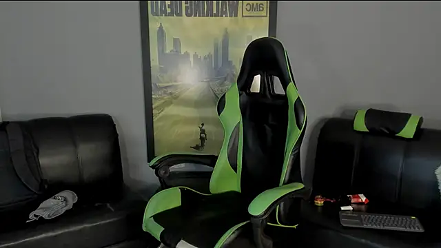 Snapshot of jamesinked_ chatting on 01/14/25, 07:21 jamesinked  online show from 01/14/25, 07:21