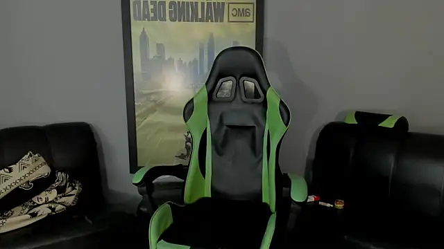 Snapshot of jamesinked_ chatting on 01/24/25, 04:06 jamesinked  online show from 01/24/25, 04:06