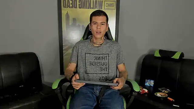 Snapshot of jamesinked_ chatting on 02/04/25, 03:00 jamesinked  online show from 02/04/25, 03:00