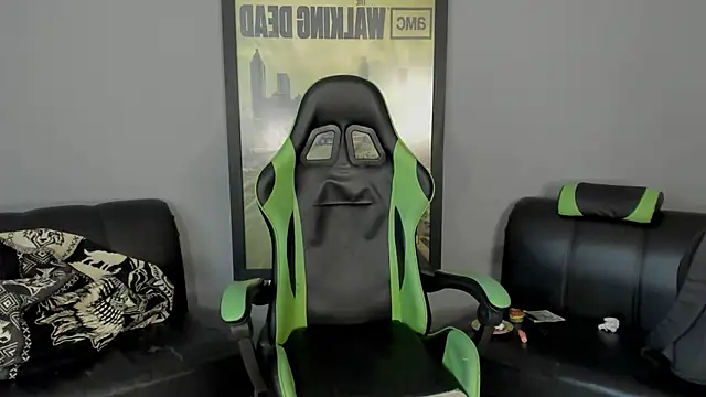 Snapshot of jamesinked_ chatting on 02/19/25, 06:21 jamesinked  online show from 02/19/25, 06:21