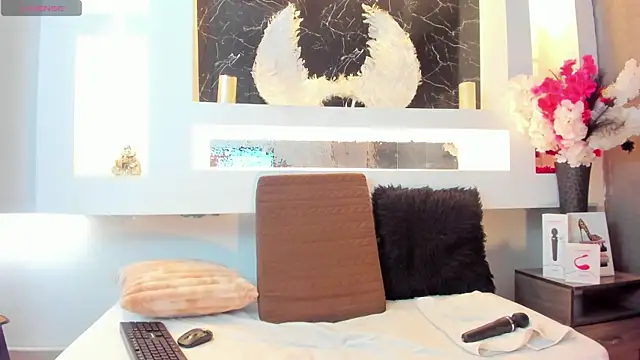 Cinthya mjs online show from 11/20/25, 12:27