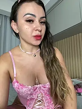 Snapshot of carol_amorim chatting on 03/16/26, 12:17 carol amorim online show from 03/16/26, 12:17