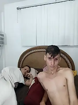 Milfvalesk online show from 02/14/26, 07:49