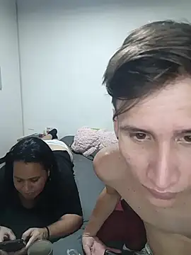 Snapshot of Milfvalesk chatting on 07/04/26, 01:34 Milfvalesk online show from 07/04/26, 01:34