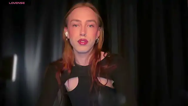 Avril Pearly  online show from 05/31/26, 06:42