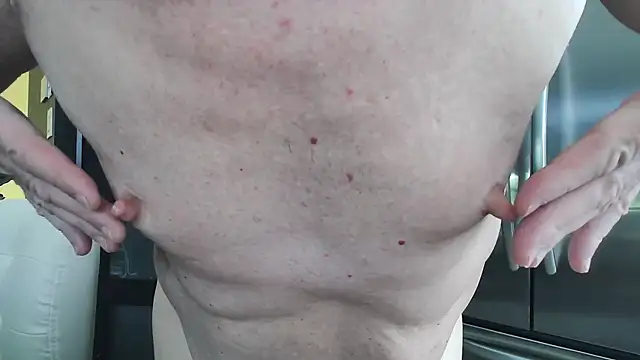 Snapshot of Toy-Daddy chatting on 05/03/26, 02:23 Toy-Daddy online show from 05/03/26, 02:23