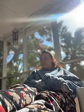 Snapshot of WASHDOWNTHEBUBBLES chatting on 12/19/24, 04:02 WASHDOWNTHEBUBBLES online show from 12/19/24, 04:02