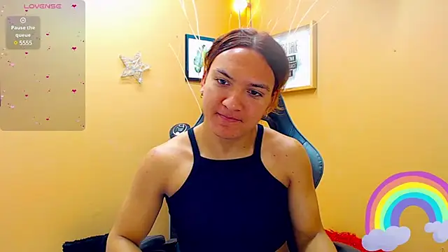 Snapshot of aslyhernandez_7 chatting on 03/18/25, 11:52 aslyhernandez 7 online show from 03/18/25, 11:52