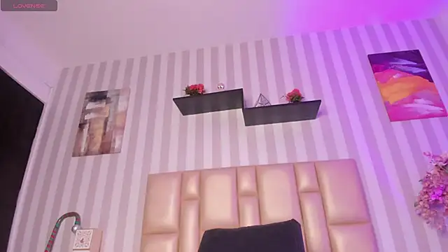 vayoleen online show from 12/24/24, 02:44