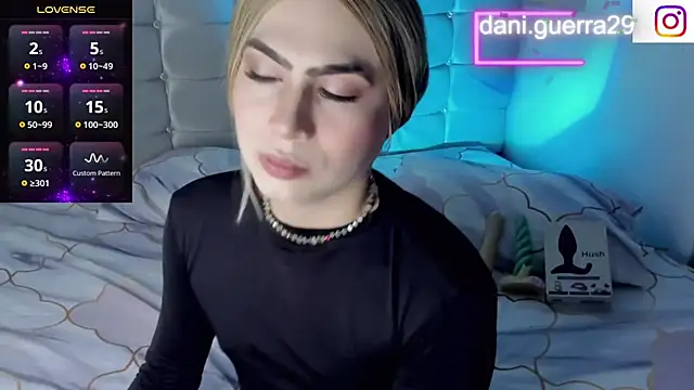 Snapshot of saskya chatting on 11/20/25, 02:12 saskya online show from 11/20/25, 02:12