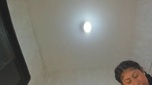 Victoriaa millers online show from 10/30/25, 07:14