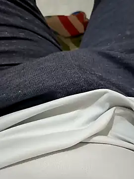 beautiful hands  online show from 01/30/25, 04:24