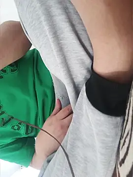 beautiful hands  online show from 04/30/26, 08:57