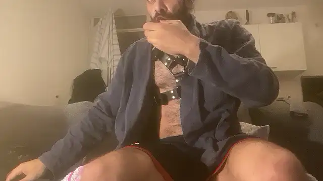 P4RtYBOII92 online show from 09/11/25, 05:35