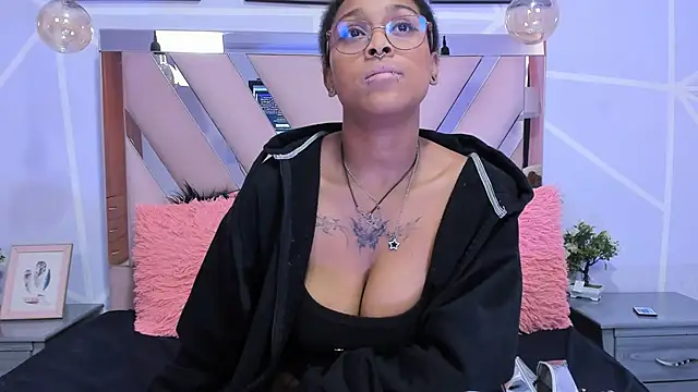 Elith noa online show from 02/11/25, 10:39