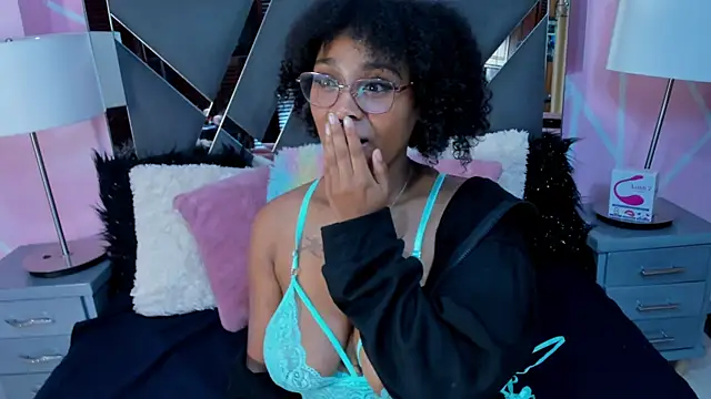 Elith noa online show from 03/09/25, 12:31