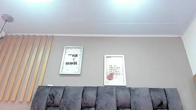 mariaa fernanda online show from 09/26/25, 03:21