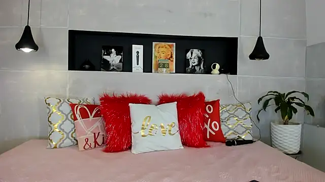 Snapshot of BERGINY_ chatting on 03/04/25, 01:38 BERGINY online show from 03/04/25, 01:38