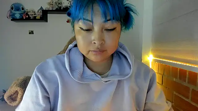 Shaddycute  online show from 11/26/25, 11:00