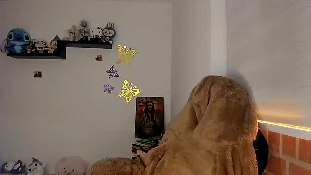 Shaddycute  online show from 12/01/25, 09:58